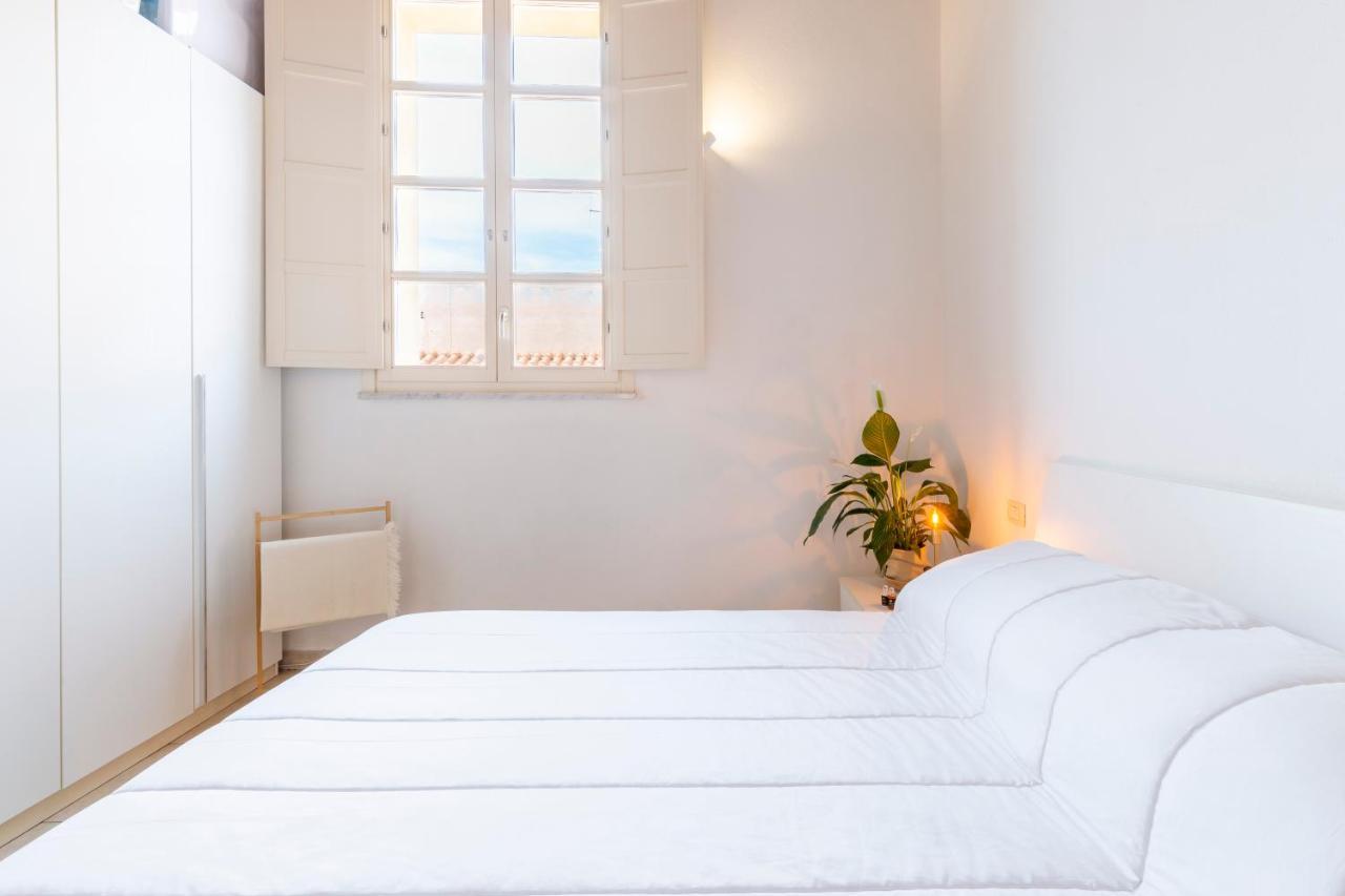 Castello Attic Sunset Terrace Apartment Cagliari Exterior foto