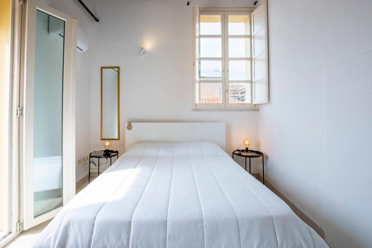 Castello Attic Sunset Terrace Apartment Cagliari Exterior foto
