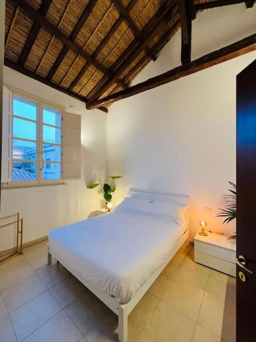Castello Attic Sunset Terrace Apartment Cagliari Exterior foto
